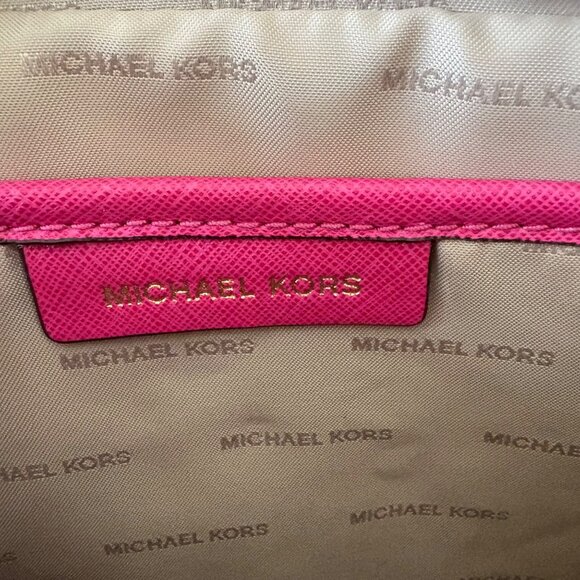 Michael Kors Jet Set Travel Crossbody Saffiano Leather Purse Pink Large Size - Picture 9 of 10